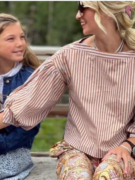 Buru Tops - BURU Cropped Button Sleeve Blouse
